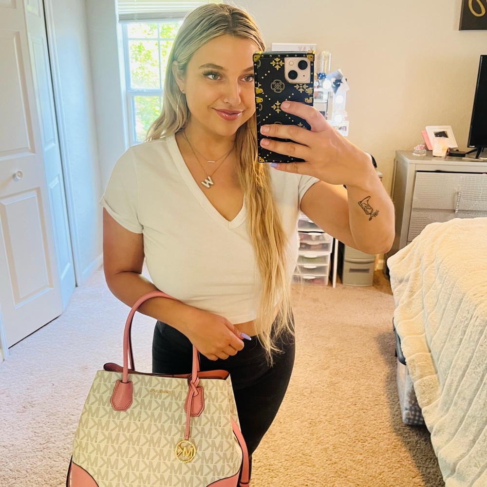 Michael Kors pink purse